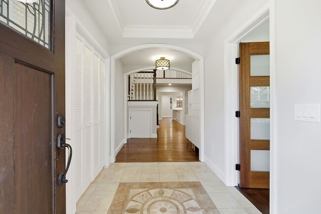 295 Cresta Vista Way in San Jose, CA - Foto de edificio - Building Photo