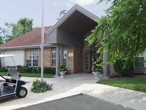 Deer Run Apartments in Milwaukee, WI - Building Photo - Building Photo