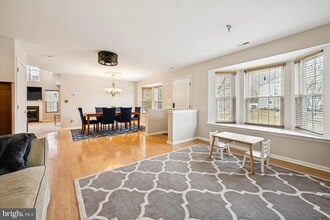 52 Stokes Rd in Mount Laurel, NJ - Building Photo - Building Photo