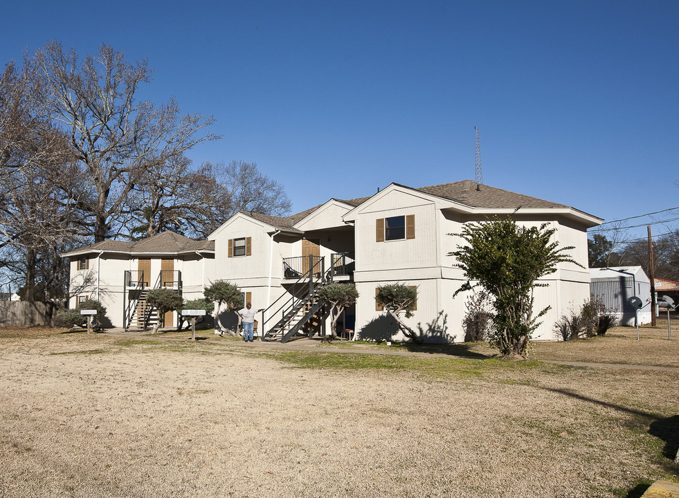 Building 1 in Vivian, LA - Foto de edificio