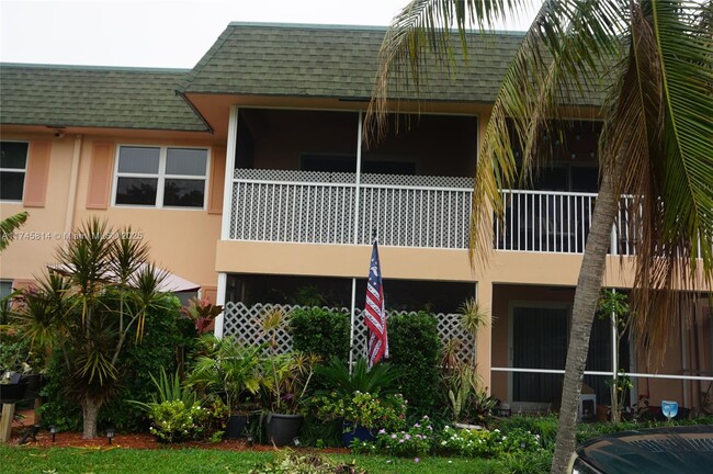 770 SE 2nd Ave in Deerfield Beach, FL - Building Photo - Building Photo