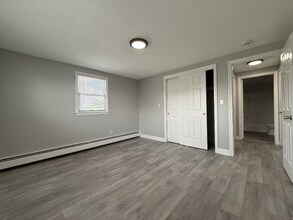 44 Delmont St in Methuen, MA - Building Photo - Building Photo