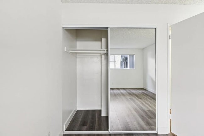 424 S Ardmore Ave in Los Angeles, CA - Building Photo - Building Photo