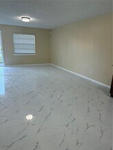 2809 Jefferson Pkwy in Fort Pierce, FL - Foto de edificio - Building Photo