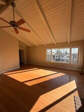 242 Sandringham Rd in Piedmont, CA - Foto de edificio - Building Photo