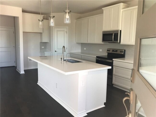 712 Long Run in Liberty Hill, TX - Foto de edificio - Building Photo