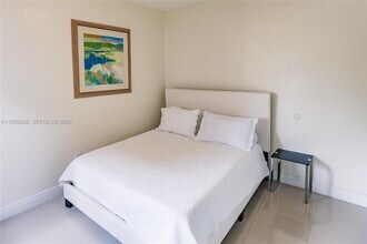 518 SW 15th Ave in Miami, FL - Building Photo - Building Photo