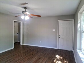 5324 High School Ln in Irving, TX - Building Photo - Building Photo