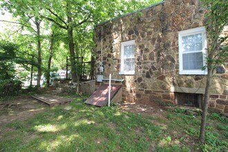 611 Reagan St in Fayetteville, AR - Building Photo - Building Photo