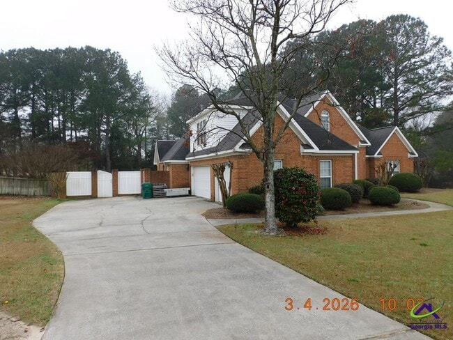 214 Spanish Trail in Kathleen, GA - Building Photo - Building Photo