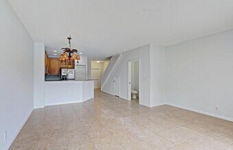 4712 Palmbrooke Cir in West Palm Beach, FL - Building Photo - Building Photo