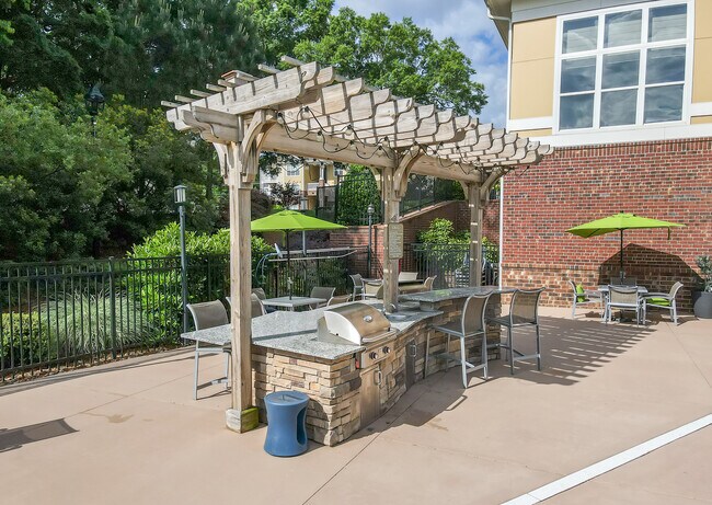 Residences at Brookline in Charlotte, NC - Foto de edificio - Building Photo