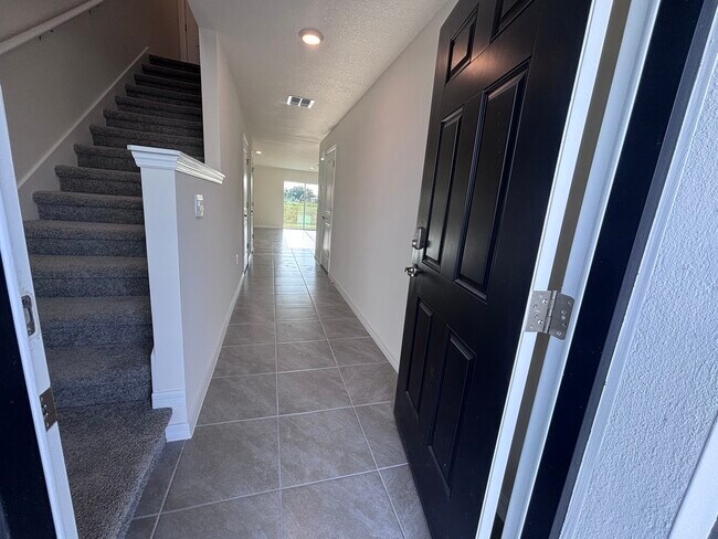 8396 Gower Trl in Wildwood, FL - Building Photo - Building Photo