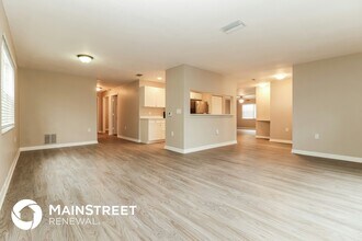 7548 Anaheim Ave in New Port Richey, FL - Foto de edificio - Building Photo