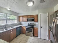 16343 Maplemont Dr photo'