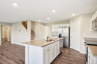 667 Marsh Aster Dr in Greenfield, IN - Building Photo - Building Photo