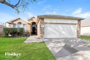 1220 Saltgrass Dr in Crowley, TX - Building Photo