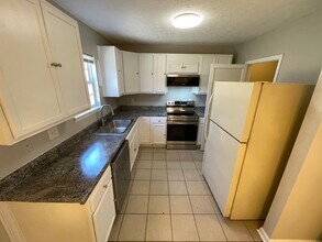 5018 Fay Ave in Louisville, KY - Building Photo - Building Photo