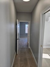 33-35 Rowe Ave in Hartford, CT - Foto de edificio - Building Photo