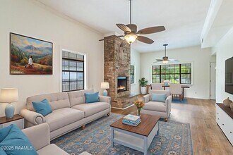 315 Tissington St in Lafayette, LA - Building Photo - Building Photo