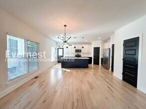 427 Toney Rd in Nashville, TN - Building Photo - Building Photo