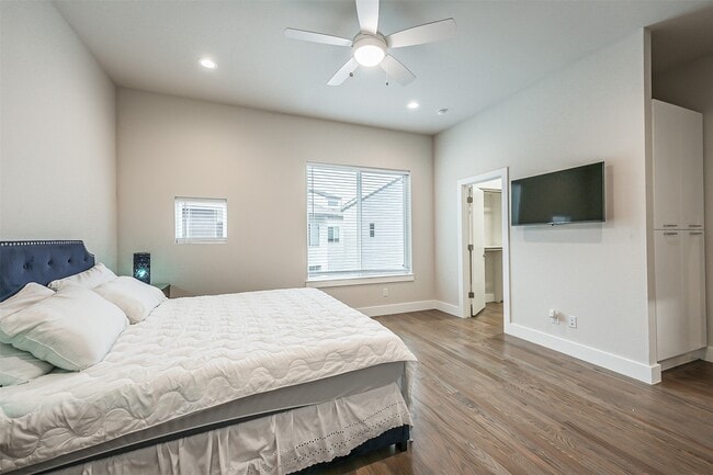 property at 2136 Dennis St