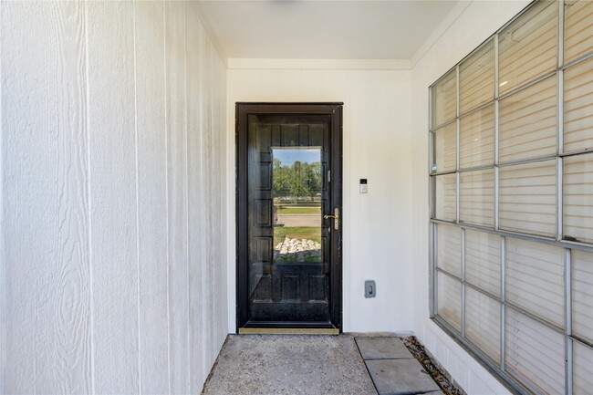 9031 Sharpcrest St in Houston, TX - Building Photo - Building Photo