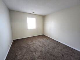 400 S 29th St in Terre Haute, IN - Building Photo