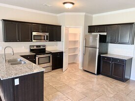 2744 W Kilimanjaro Way in Rogers, AR - Building Photo