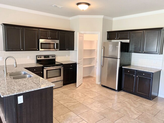 2706 W Kilimanjaro Way in Rogers, AR - Building Photo - Building Photo