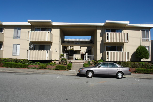 378 Richmond Dr in Millbrae, CA - Building Photo - Building Photo