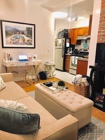 79 Revere St, Unit 2 in Boston, MA - Building Photo - Building Photo
