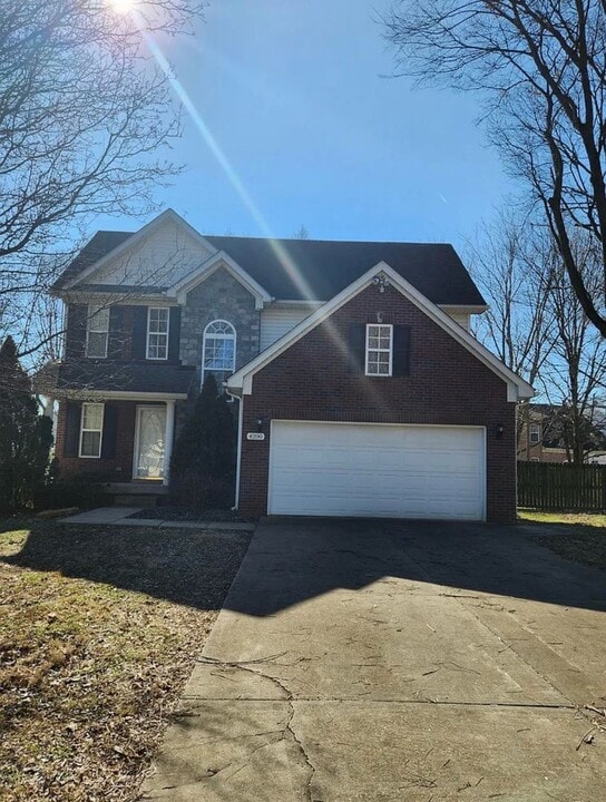 4200 Blue Teal Pl in Louisville, KY - Building Photo