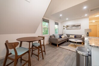 84 Sheffield Ave in New Haven, CT - Building Photo - Building Photo