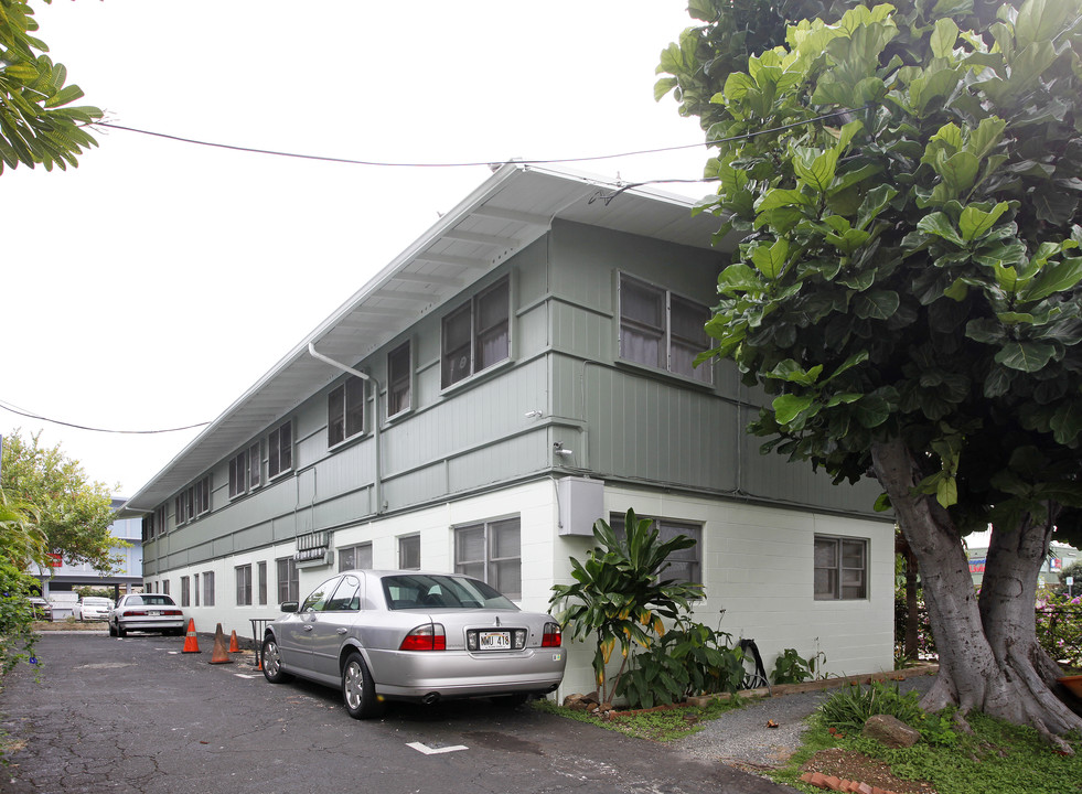 1111 Piikoi St in Honolulu, HI - Building Photo