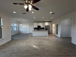 2148 Pirate Dr in Chalmette, LA - Building Photo - Building Photo