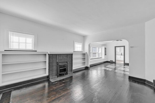 3058 E 116th St in Cleveland, OH - Building Photo - Building Photo