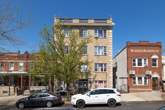 Multi Units Apartment Building in Corona, NY - Building Photo - Building Photo