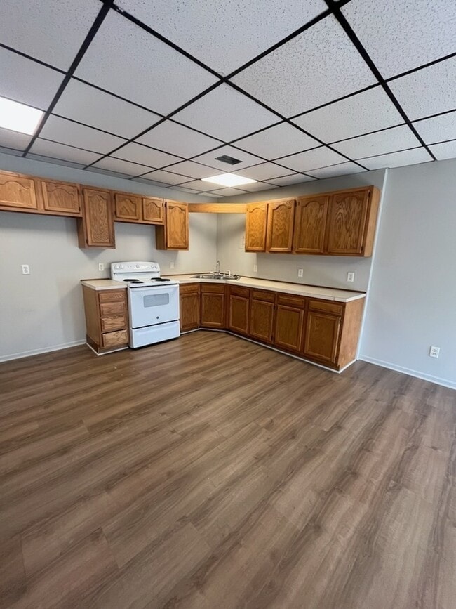 property at 3353 N Whitehall Rd