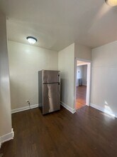 115 E 68th St in Chicago, IL - Foto de edificio - Building Photo