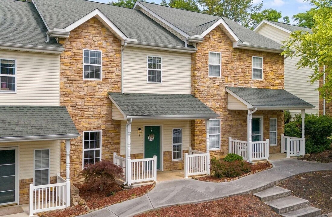 524 Allensville Rd in Sevierville, TN - Building Photo