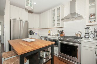 322 Athens St in Boston, MA - Building Photo - Building Photo
