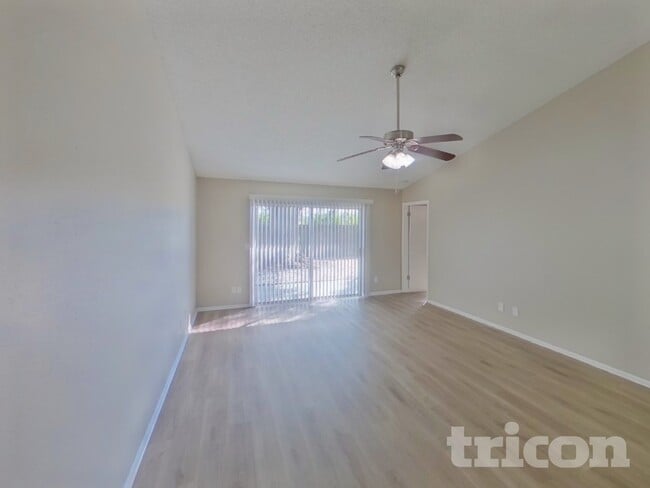 217 Belfort Pl in Valrico, FL - Building Photo - Building Photo