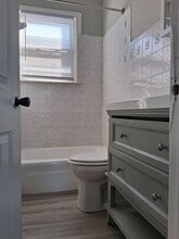 35 Gloucester St, Unit Unit 2 in Providence, RI - Building Photo - Building Photo