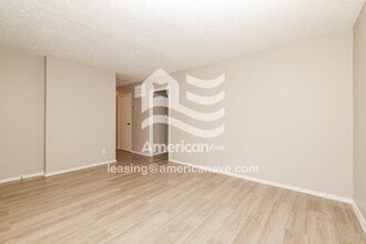 1385 Guenther Rd in Dayton, OH - Foto de edificio - Building Photo