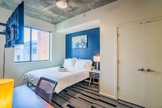 333 E Roosevelt St in Phoenix, AZ - Building Photo - Building Photo