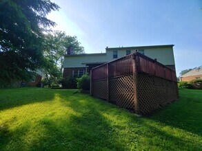2418 Marilyn Dr in Wilmington, DE - Foto de edificio - Building Photo