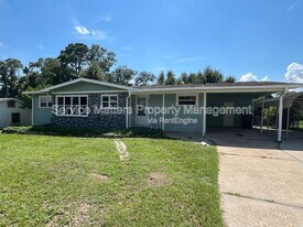 5425 Westwood Dr in Milton, FL - Building Photo