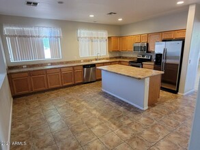 11591 W La Reata Ave in Avondale, AZ - Building Photo - Building Photo