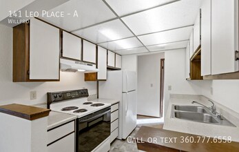 141 Leo Pl in Enumclaw, WA - Building Photo - Building Photo